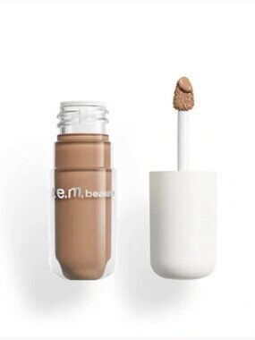 r.e.m. beauty "NVM" Midnight Shadows Liquid Eyeshadow